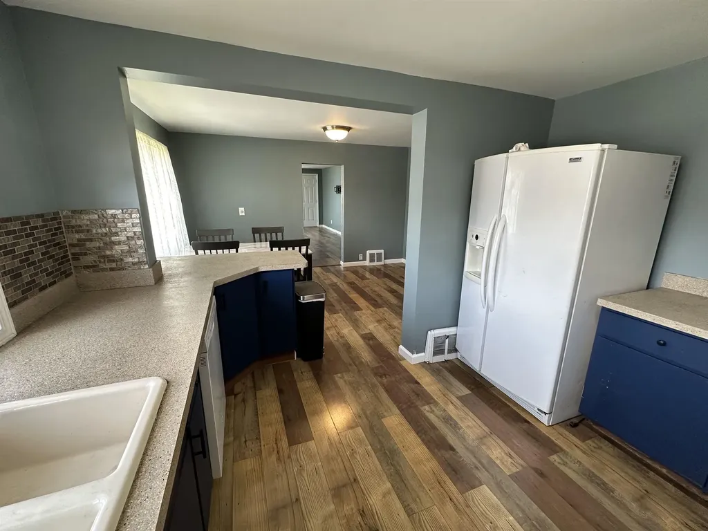 413 W 4th Street Pinconning Township MI 48650