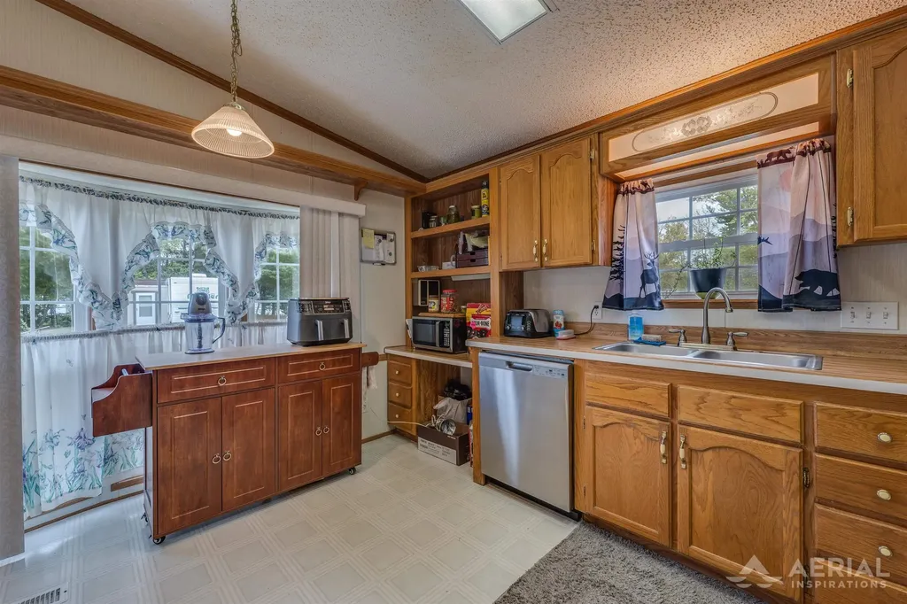 1929 Mohawk Trail Churchill Township MI 48661