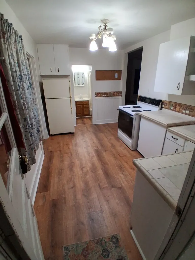 4712 Jefferson Avenue Midland City MI 48640