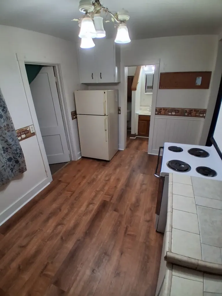 4712 Jefferson Avenue Midland City MI 48640