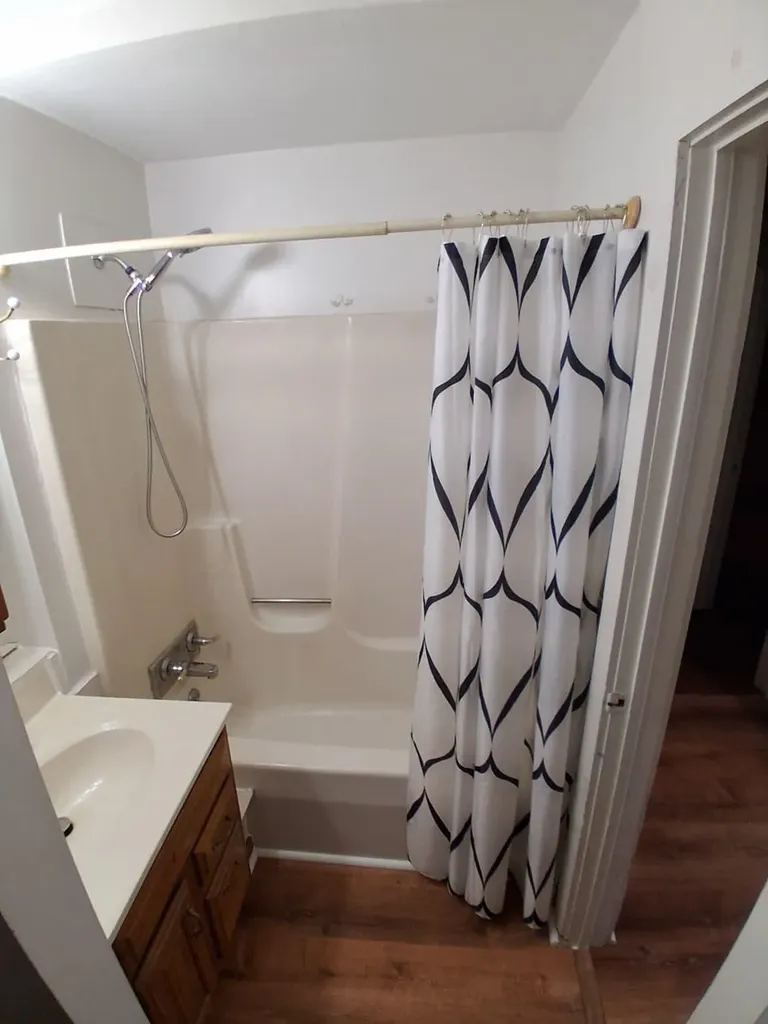 4712 Jefferson Avenue Midland City MI 48640