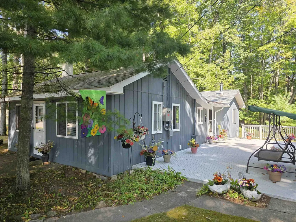 8084 Campbell Avenue Plainfield Township MI 48739