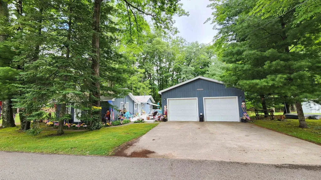 8084 Campbell Avenue Plainfield Township MI 48739