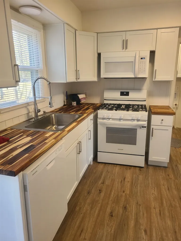 4805 Chippewa Road Oscoda Charter Township MI 48750