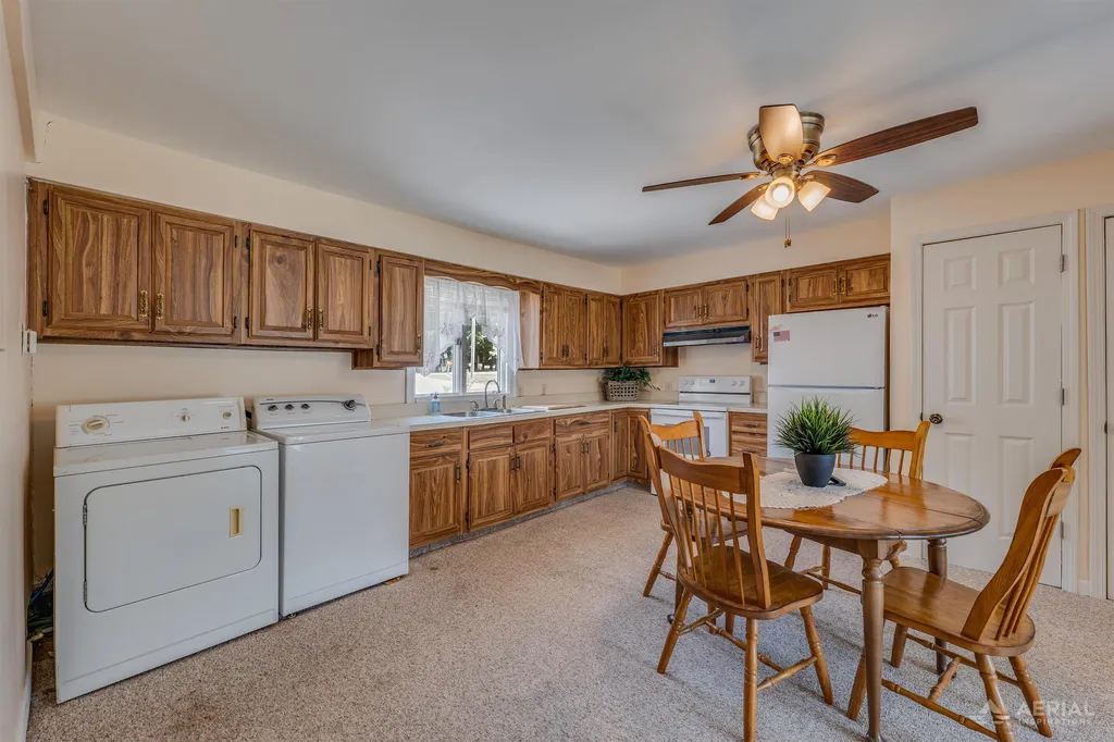 8483 Lakeview Plainfield Township MI 48739