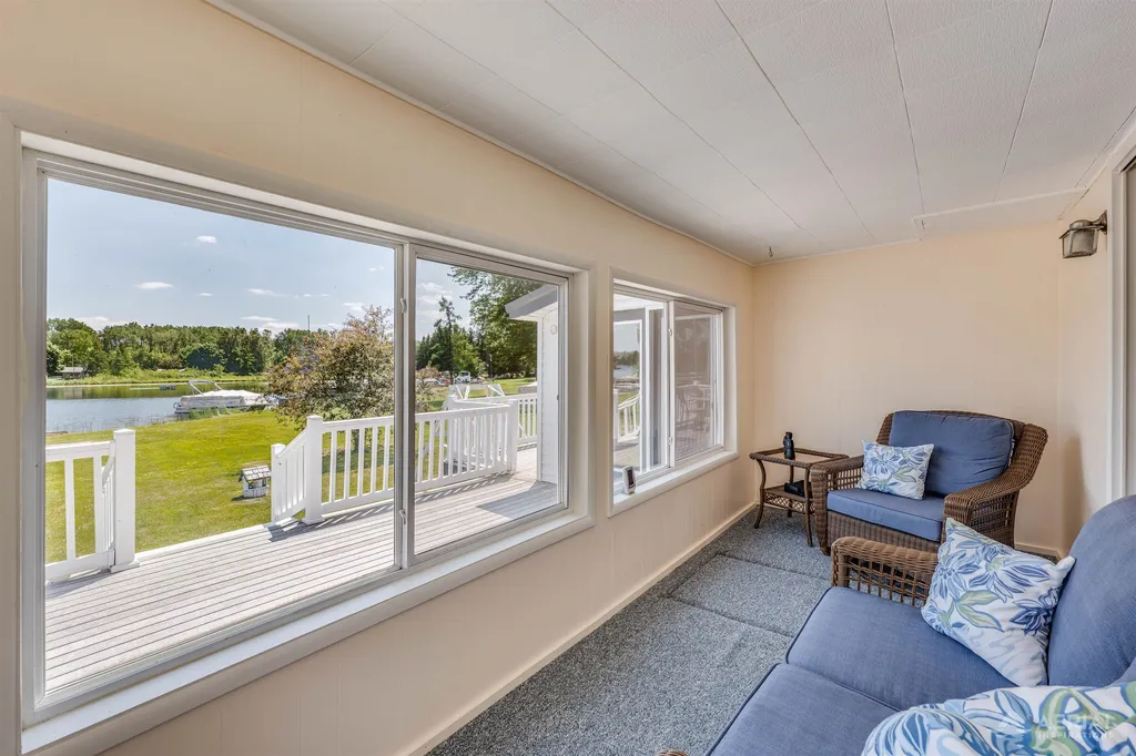 8483 Lakeview Plainfield Township MI 48739