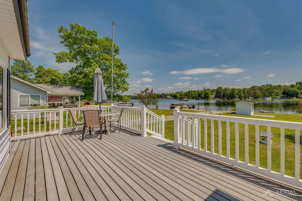 8483 Lakeview Plainfield Township MI 48739
