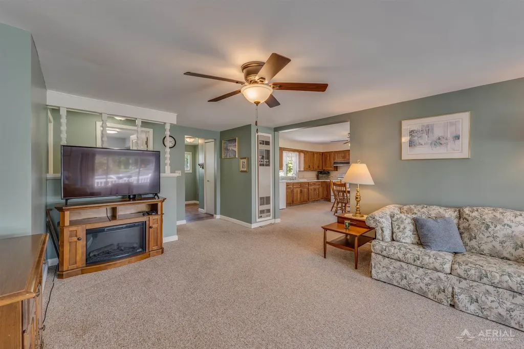 8483 Lakeview Plainfield Township MI 48739