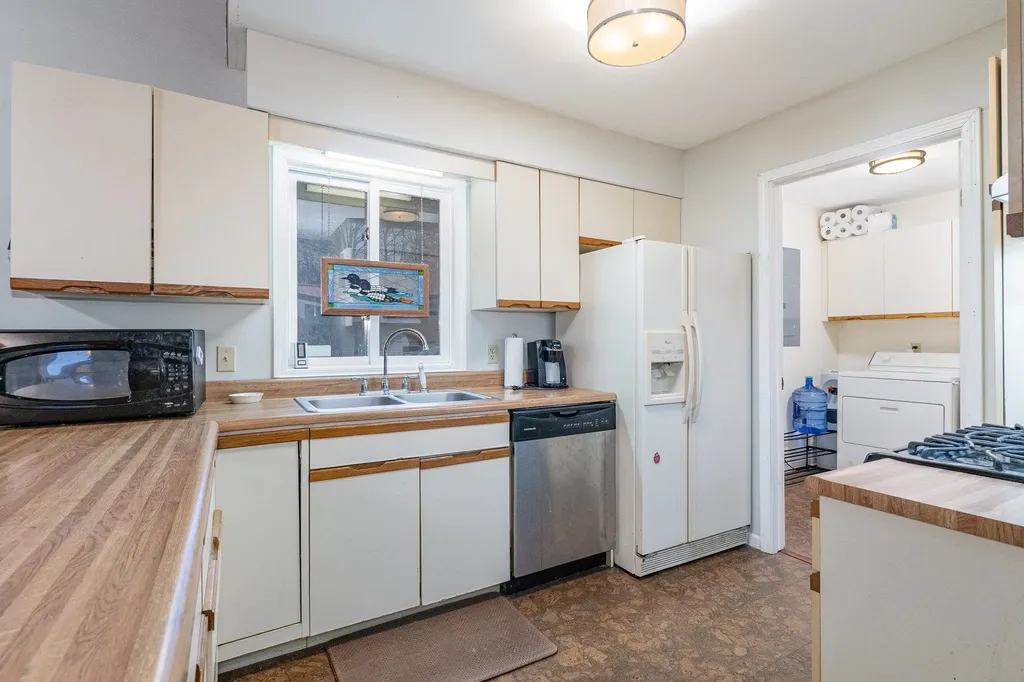 7549 Hillsdale Drive Plainfield Township MI 48739