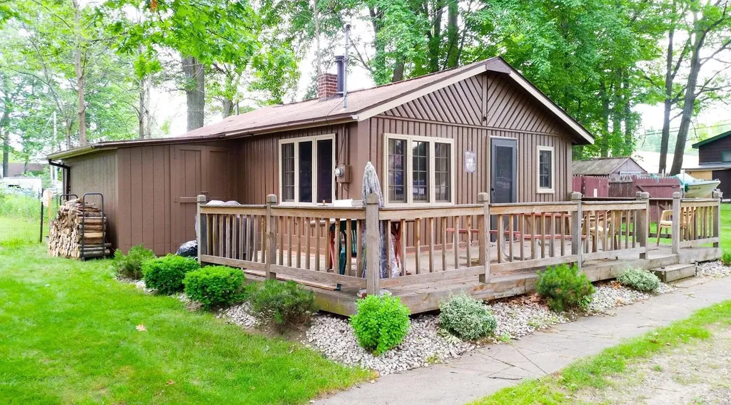 3974 W Houghton Lake Drive Denton Township MI 48629