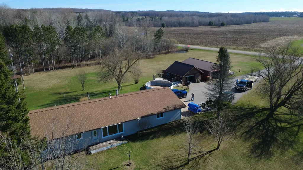 3100 Pointer Road Edwards Township MI 48661