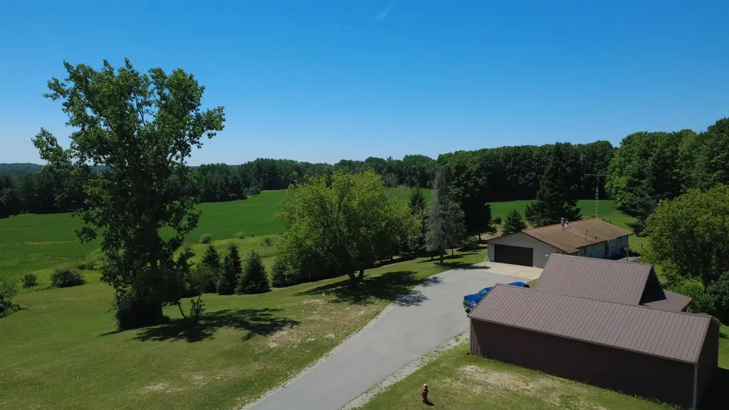 3100 Pointer Road Edwards Township MI 48661