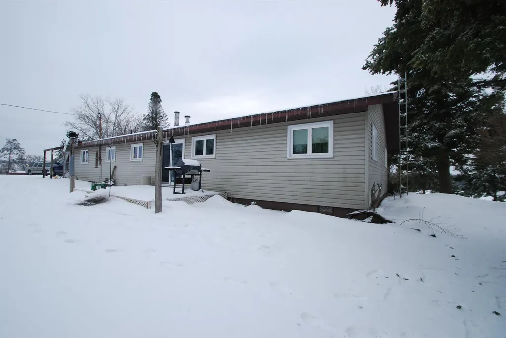 3100 Pointer Road Edwards Township MI 48661