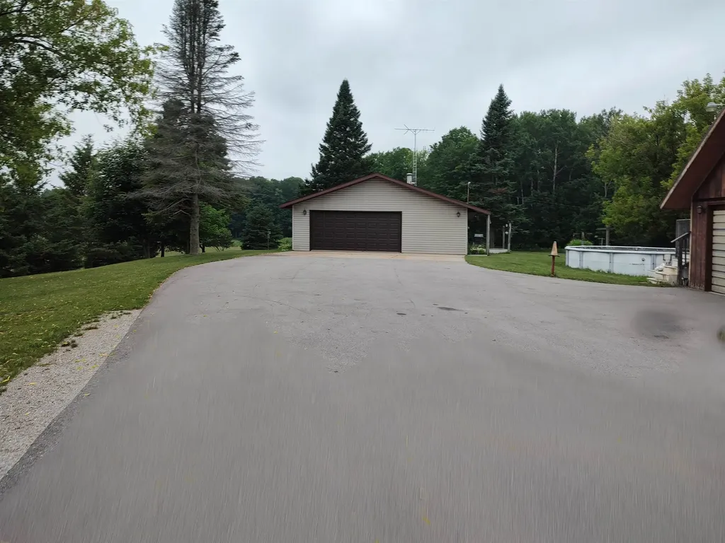 3100 Pointer Road Edwards Township MI 48661