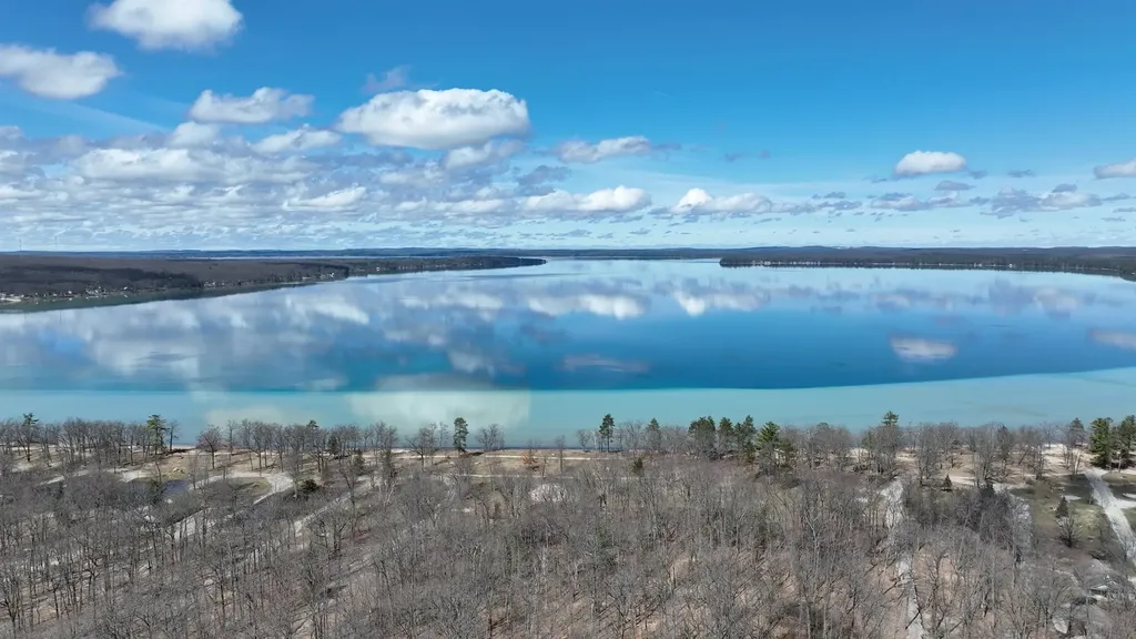 79 W Higgins Lake Drive Markey Township MI 48653