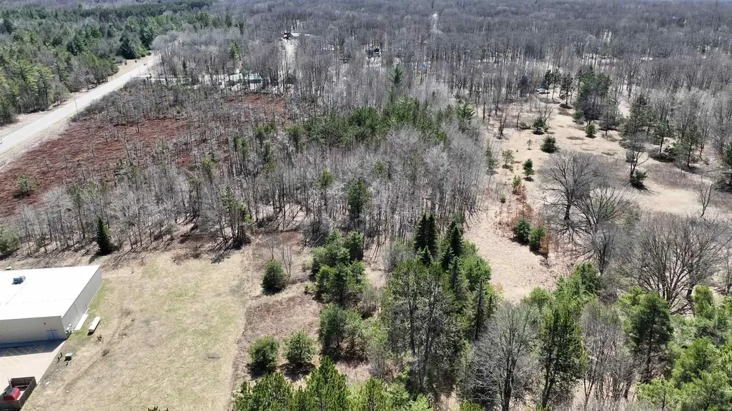 79 W Higgins Lake Drive Markey Township MI 48653