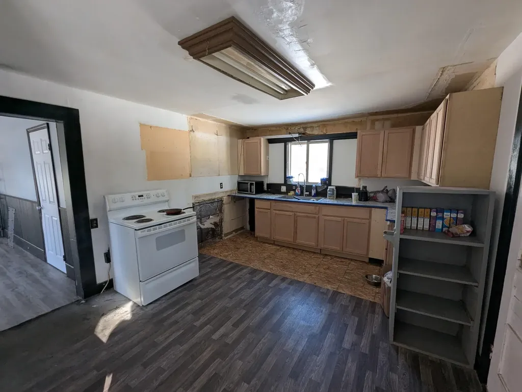156 N Mackinaw Road Au Gres Township MI 48703