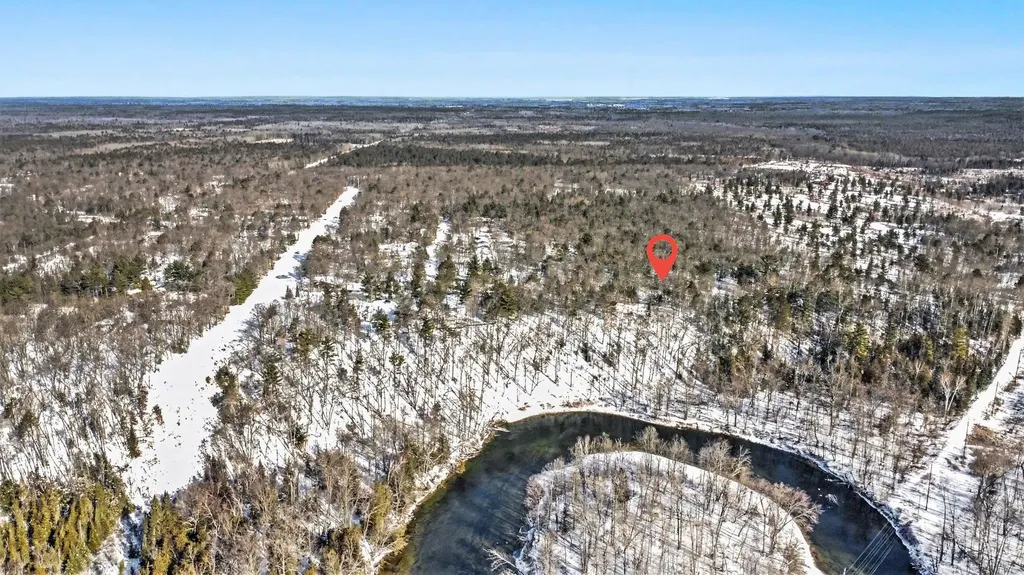 2140 W River Avenue Oscoda Charter Township MI 48750