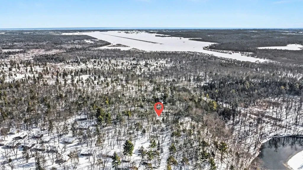2140 W River Avenue Oscoda Charter Township MI 48750