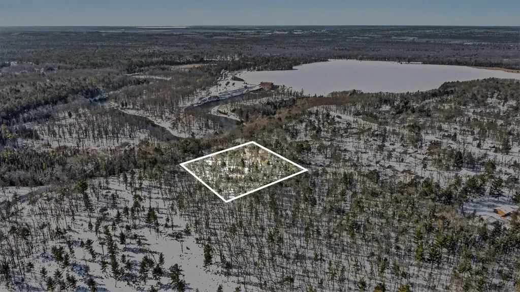 2140 W River Avenue Oscoda Charter Township MI 48750