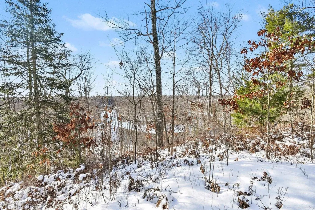 2140 W River Avenue Oscoda Charter Township MI 48750