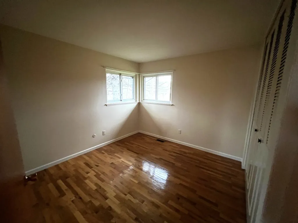 2231 Pauline Grand Blanc Charter Township MI 48439