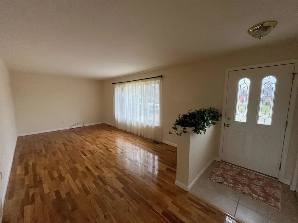 2231 Pauline Grand Blanc Charter Township MI 48439