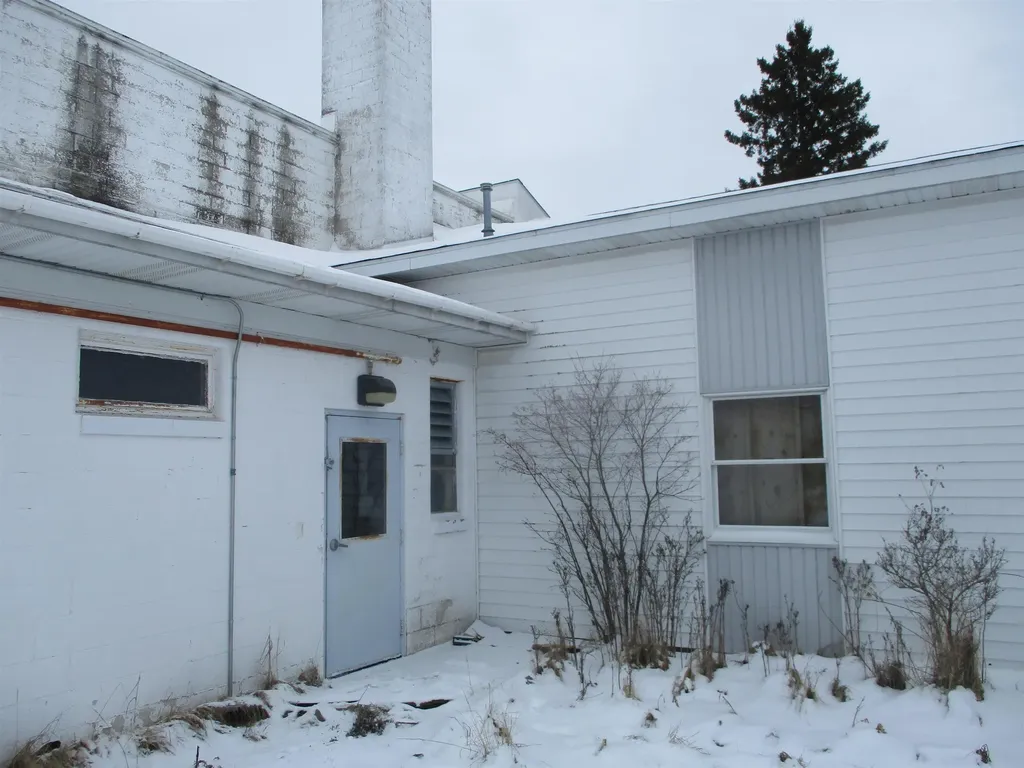 329 N Washington Street Richland Township MI 48756