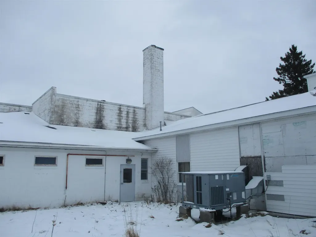329 N Washington Street Richland Township MI 48756