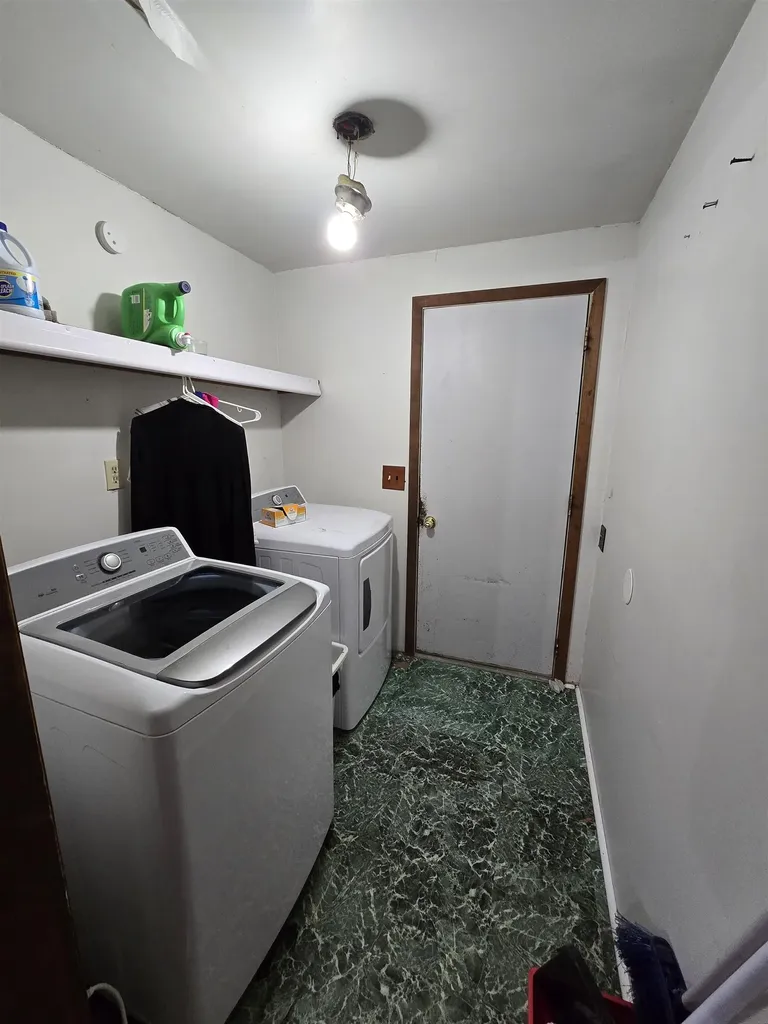 6439 Tecumseh Avenue Oscoda Charter Township MI 48750