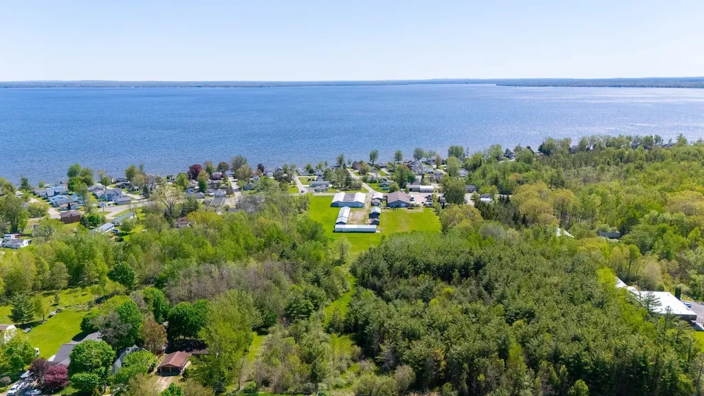 Xxx Loxley Road Roscommon Township MI 48629