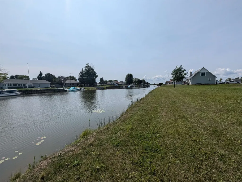 N/a Lola Lane Au Gres Township MI 48703