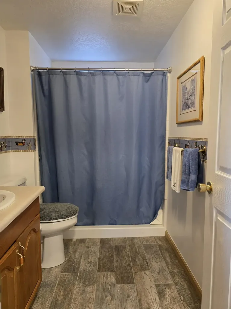 228 Maple Drive Unknown City MI 48730