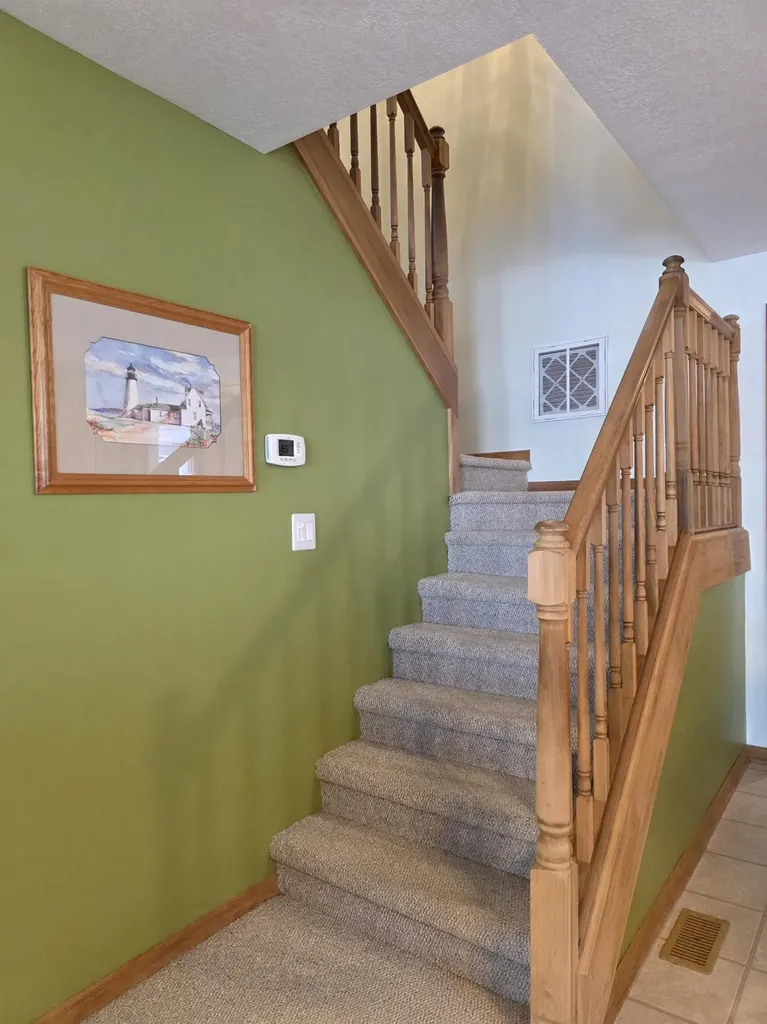 228 Maple Drive Unknown City MI 48730