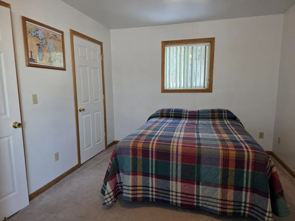 228 Maple Drive Unknown City MI 48730