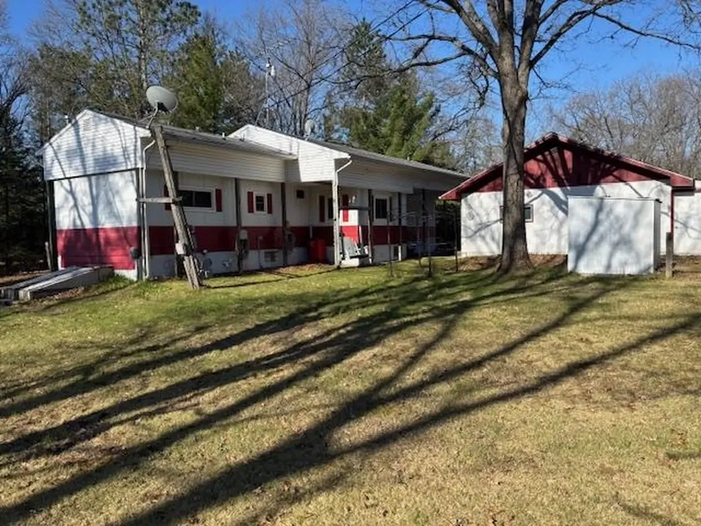 1690 Buena Vista Avenue Grant Township MI 48748