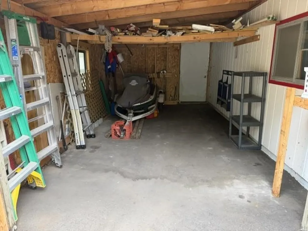1690 Buena Vista Avenue Grant Township MI 48748