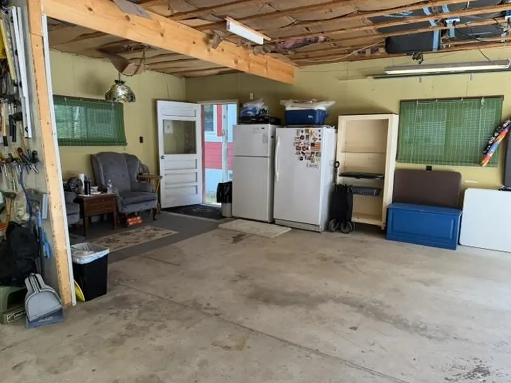 1690 Buena Vista Avenue Grant Township MI 48748