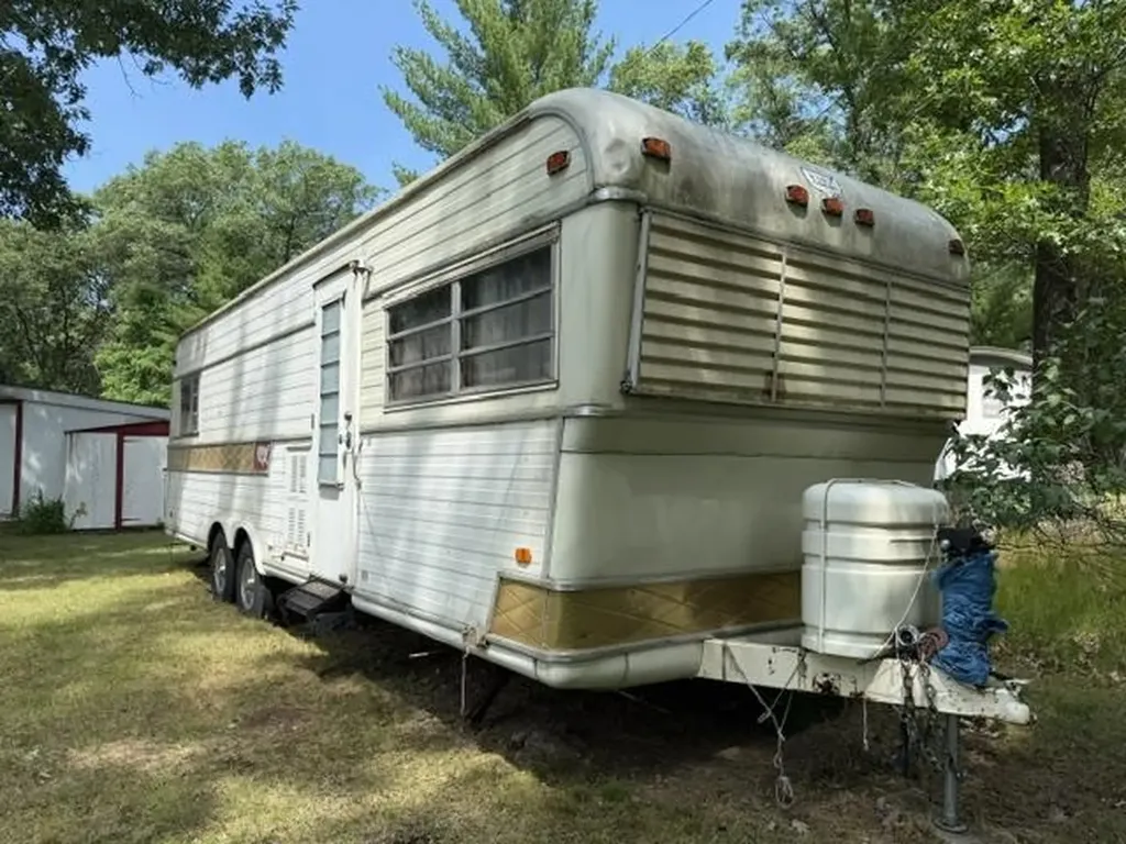 1690 Buena Vista Avenue Grant Township MI 48748