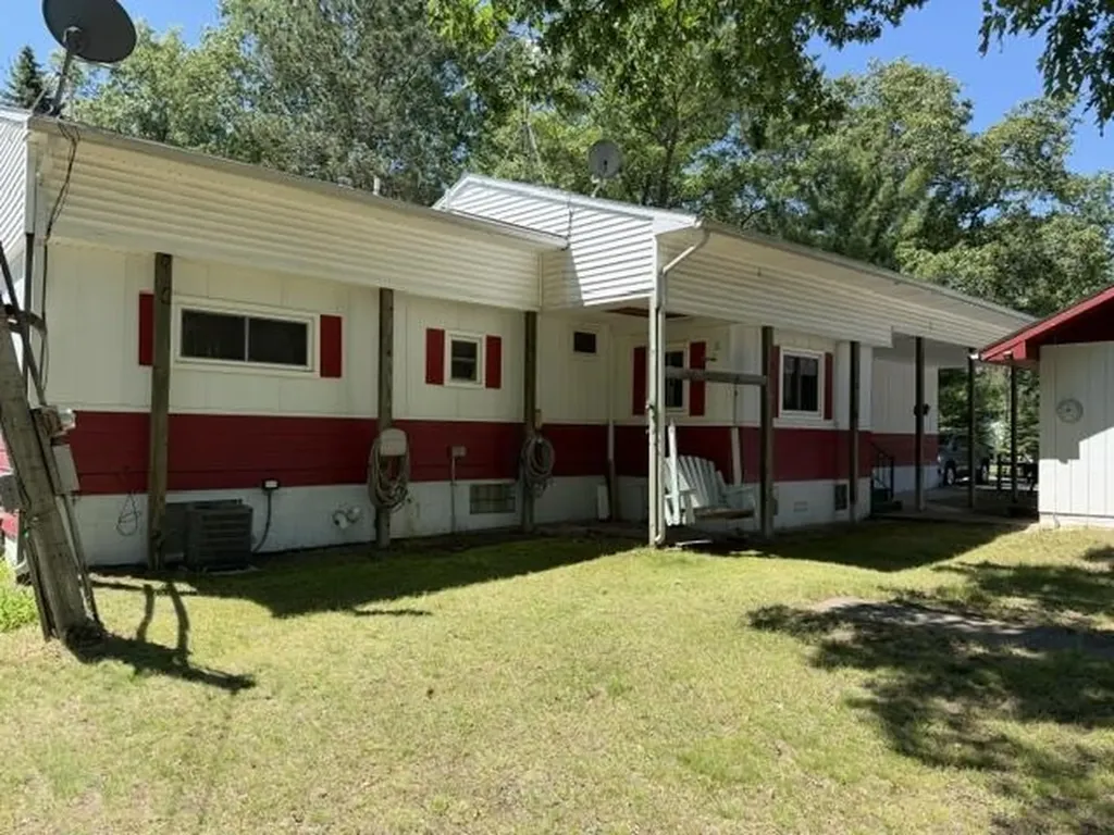 1690 Buena Vista Avenue Grant Township MI 48748