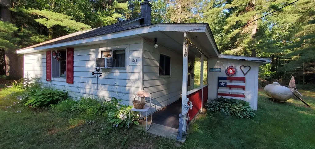 1240 Quigley Road Churchill Township MI 48661