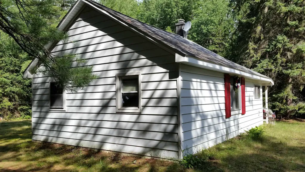1240 Quigley Road Churchill Township MI 48661