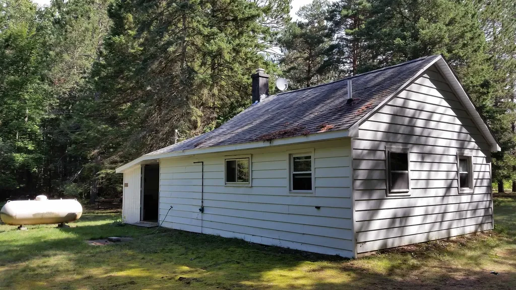 1240 Quigley Road Churchill Township MI 48661