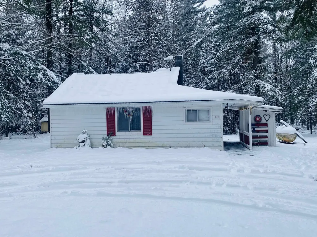 1240 Quigley Road Churchill Township MI 48661