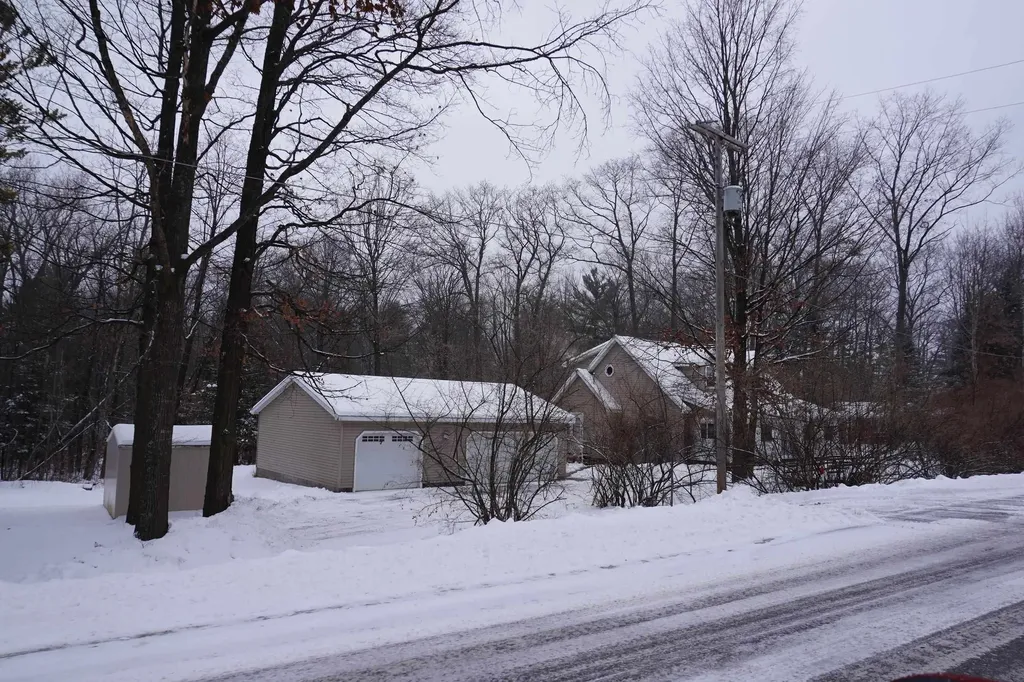 6970 Wickert Road Plainfield Township MI 48739