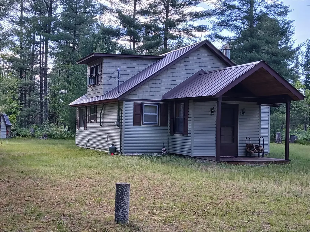 57 E Boehm Road Mills Township MI 48661