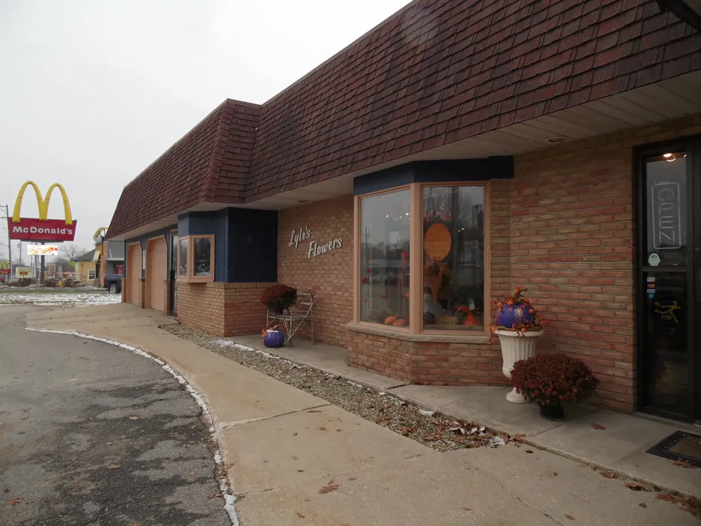 1109 W Cedar Avenue Gladwin Township MI 48624