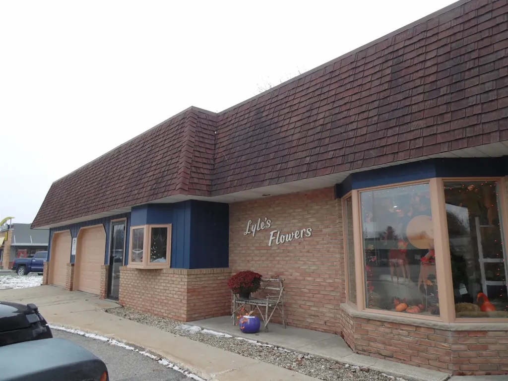 1109 W Cedar Avenue Gladwin Township MI 48624