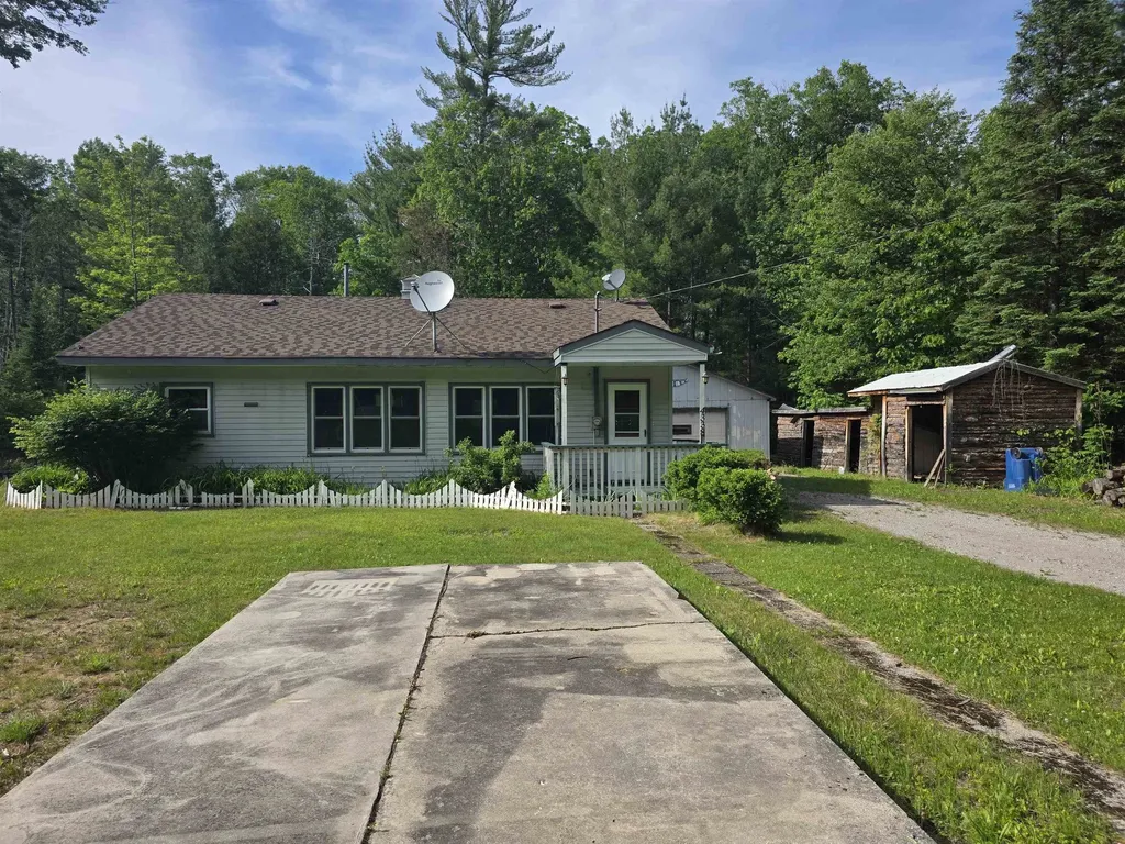 4338 Loud Dam Road Oscoda Charter Township MI 48737