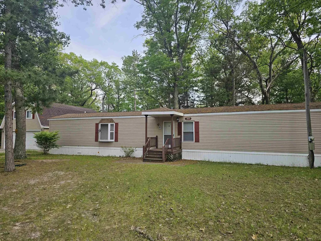 3815 Jay Street Grant Township MI 48748